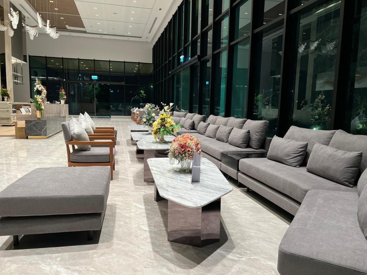 Crystal Srivaree Suvarnabhumi Hotel Ban Khlong Bang Krathiam Exterior foto